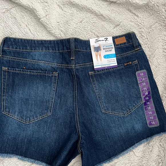 NWT Seven 7 Weekend Short Size 16 - Picture 4 of 5